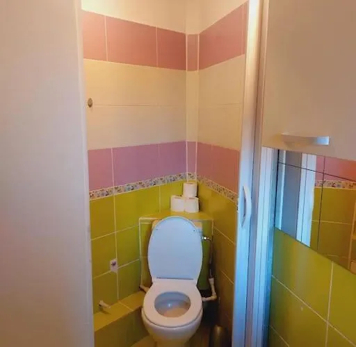 Tiny Studio Next To Unirii Apartment